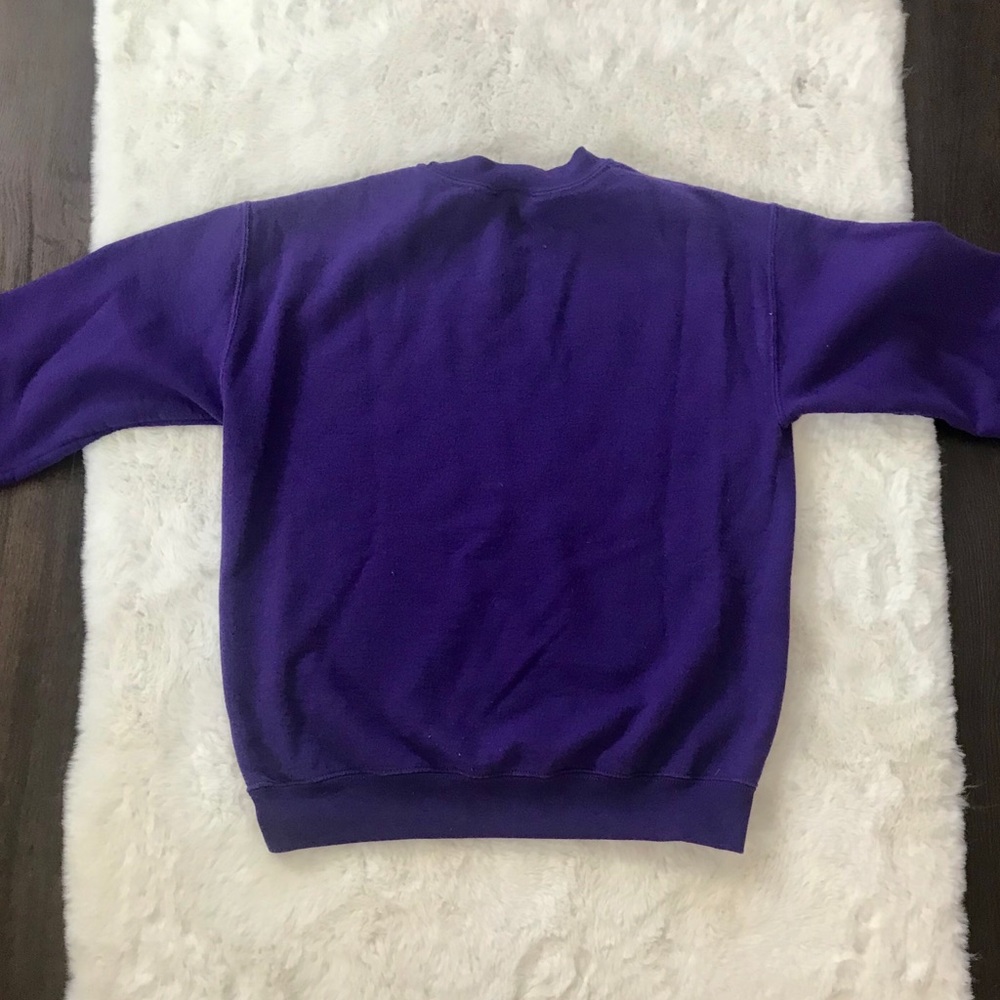 🌻3/$20 I Love Lucy Purple Embroidered Sweater - Picture 4 of 6